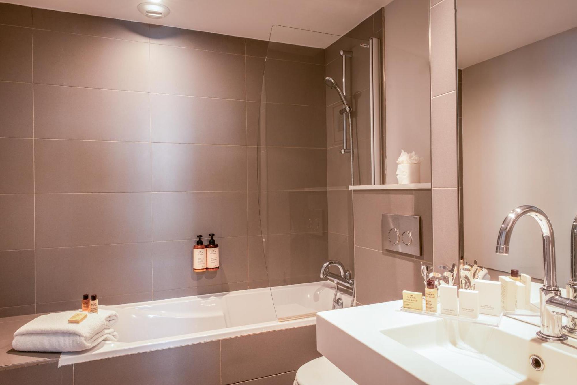 Hotel Helzear Champs-Elysees Párizs Kültér fotó